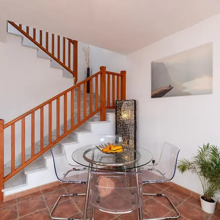 빌라 104 - Elise Present By Now Ltd