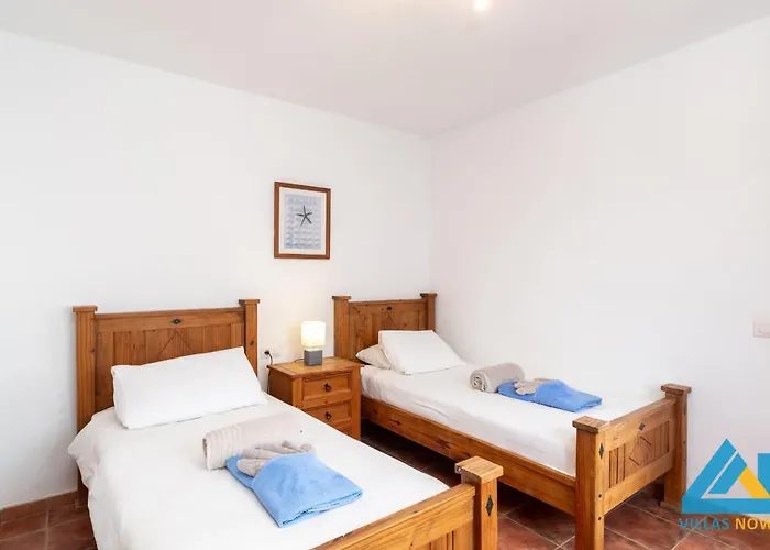 וילה 104 - Elise Present By Now Ltd