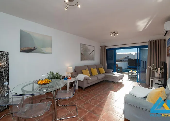 104 - Elise Present By Now Ltd * פלאיה בלנקה