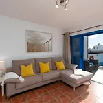 104 - Elise Present By Now Ltd Villa Playa Blanca (Lanzarote)