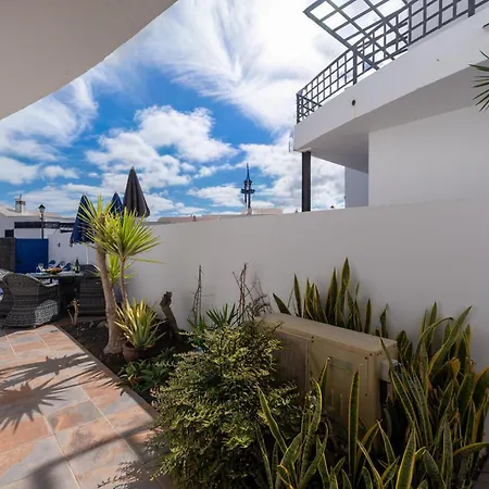 104 - Elise Present By Now Ltd Playa Blanca (Lanzarote)