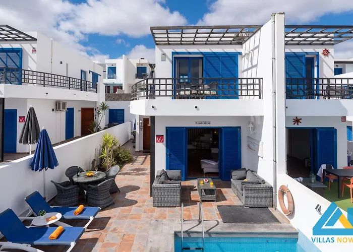 104 - Elise Present By Now Ltd * Playa Blanca (Lanzarote)